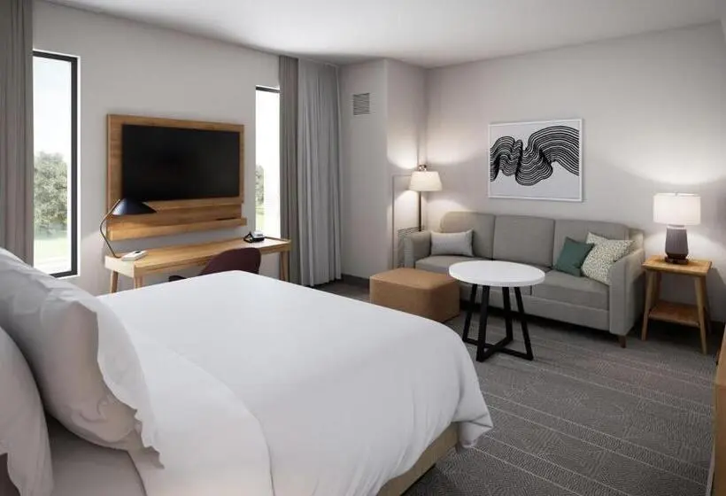 キングサイズベッドのスイートルーム, Staybridge Suites Port Elgin, An Ihg