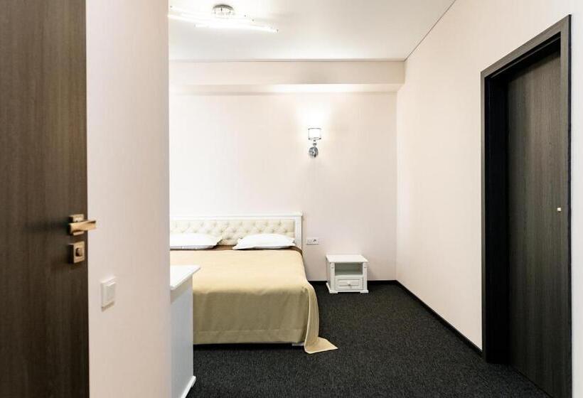 اتاق لوکس, Zhytomyr Palace Mimino