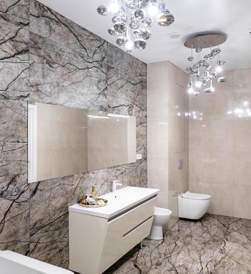 سوییت, Zhytomyr Palace Mimino