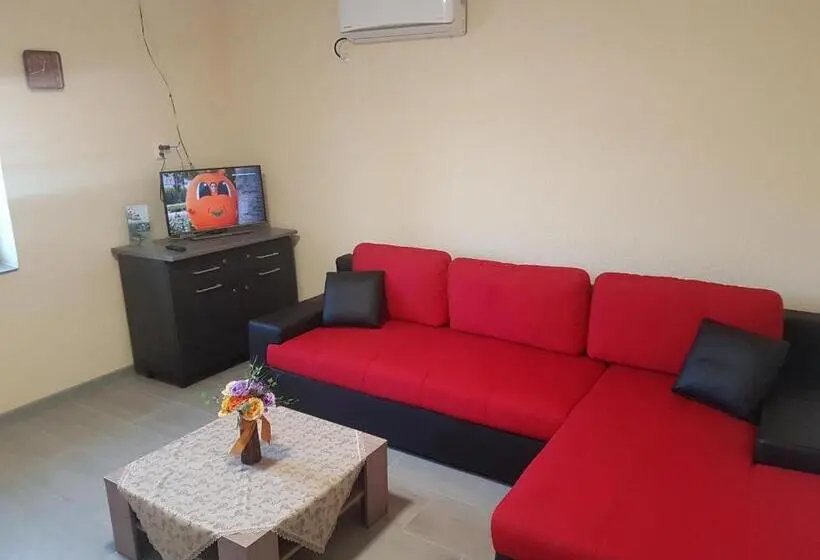 Habitació Estàndard, Motel