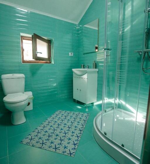 1间卧室的房子, Pensiunea Cristina