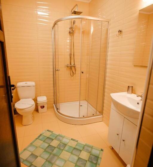 1间卧室的房子, Pensiunea Cristina