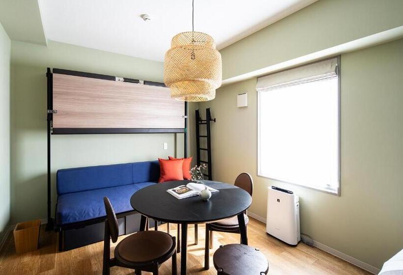 Студия Стандарт, Section L Ueno Hirokoji