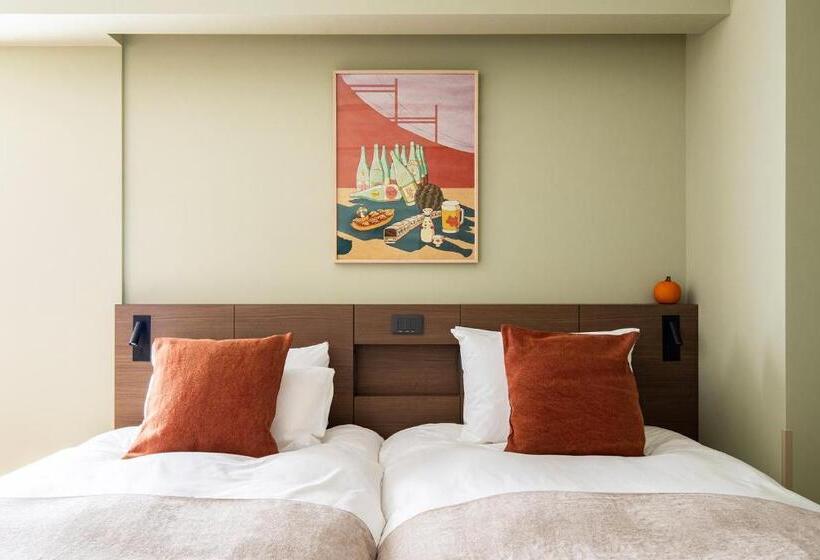 Студия Стандарт, Section L Ueno Hirokoji