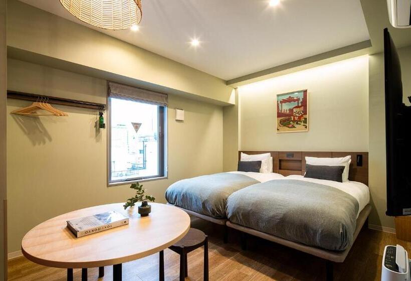 Студия Superior, Section L Ueno Hirokoji