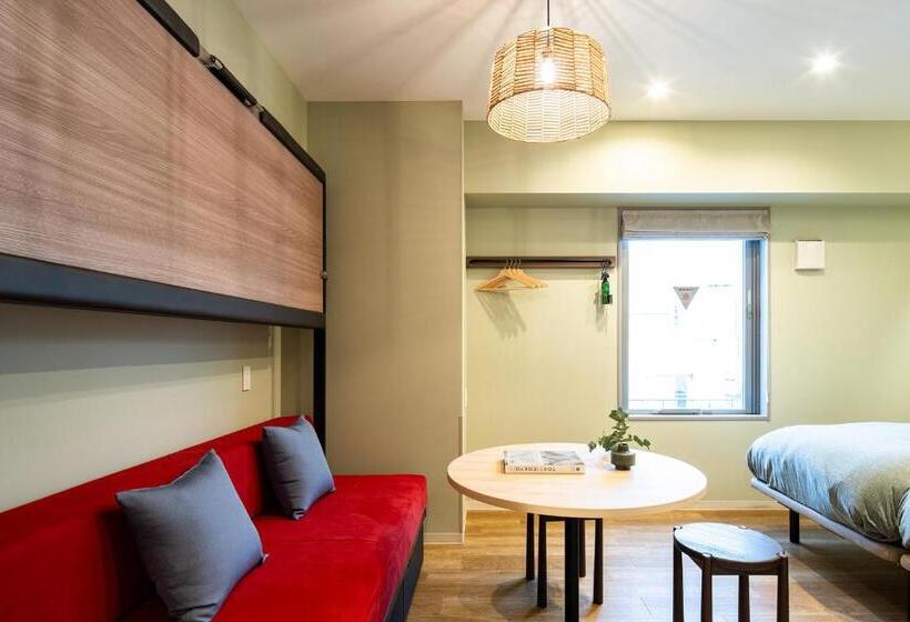 Студия Superior, Section L Ueno Hirokoji