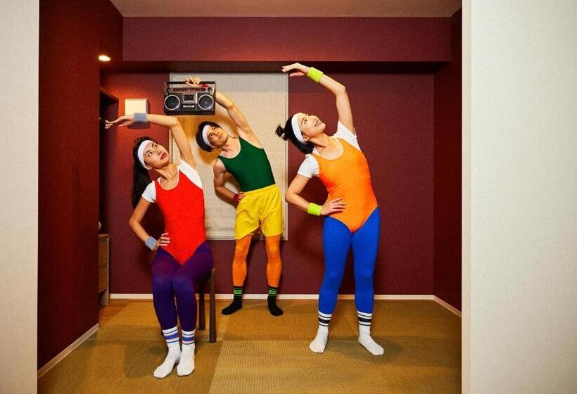 Семейное Студио, Section L Ueno Hirokoji