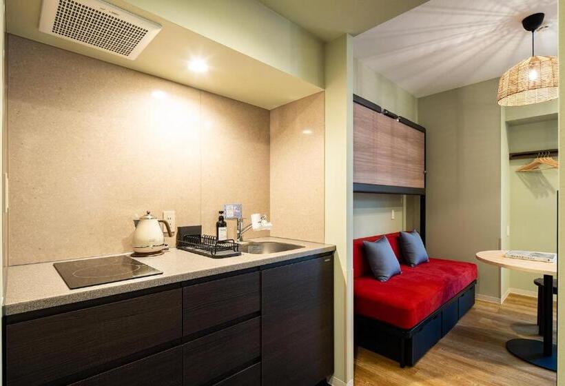 Студия Superior, Section L Ueno Hirokoji