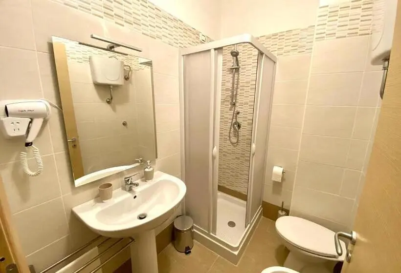 Standard Kolmen Hengen Huone, B&b La Margherita