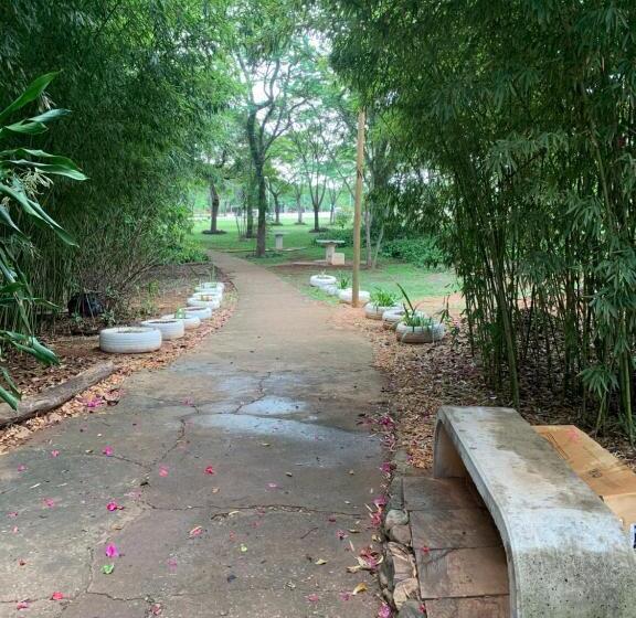 آپارتمان 1 خوابه همکف, Hostel Asa Sul