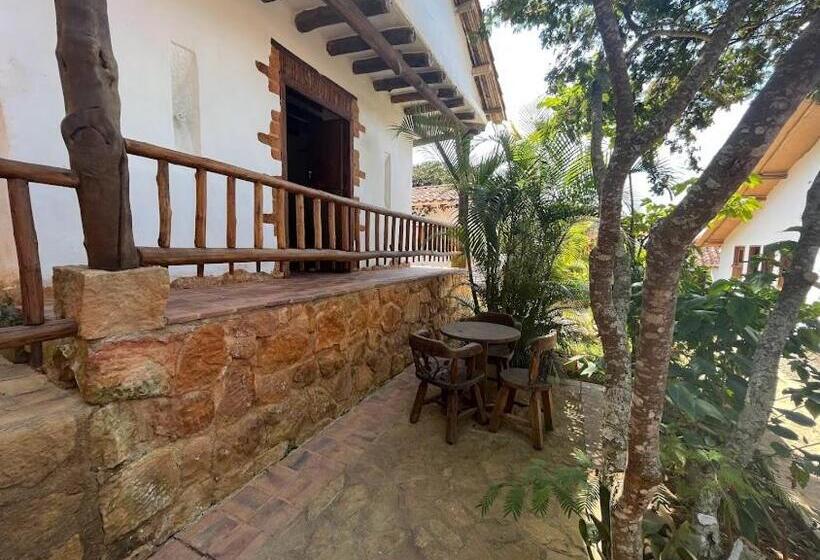 جناح عائلي, Eco