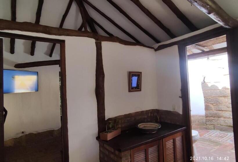 غرفة ديلوكس ثلاثية, Eco