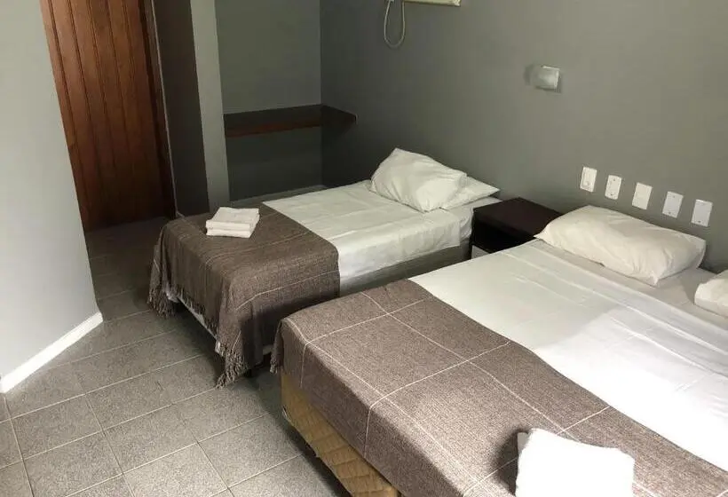 スタンダード4人部屋, Hanna Praia Hotel Florianópolis