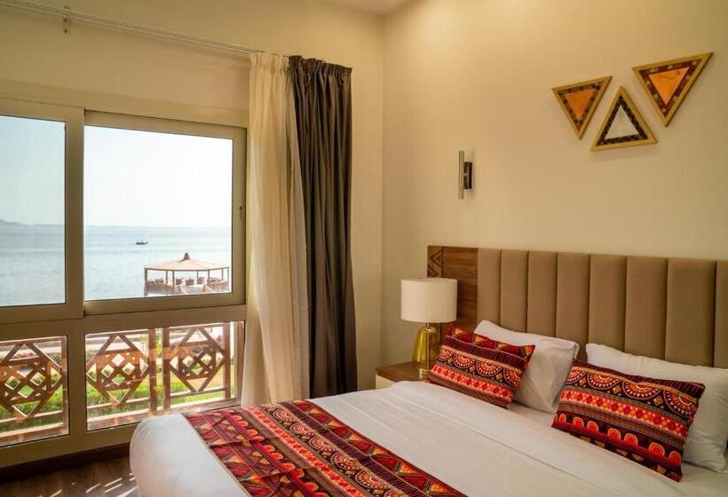 디럭스 스위트, Azal Lagoons Resort Abu Simbel