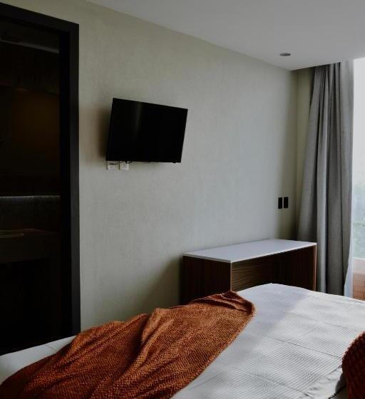 Номер Стандарт, Hvh By Yaxché