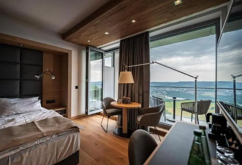バルコニー付きデラックスルーム, Kulmberghaus Resort