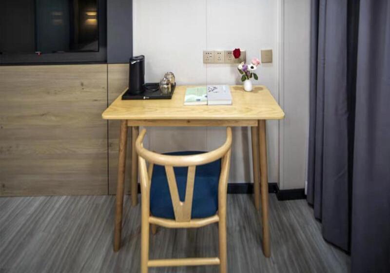 Номер Deluxe, Thank Inn Plus Dongguan Dalingshan