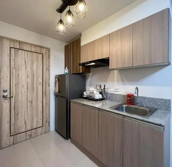 バルコニー付き１ベッドルームアパートメント, Inspiria Tower Condominium 1211