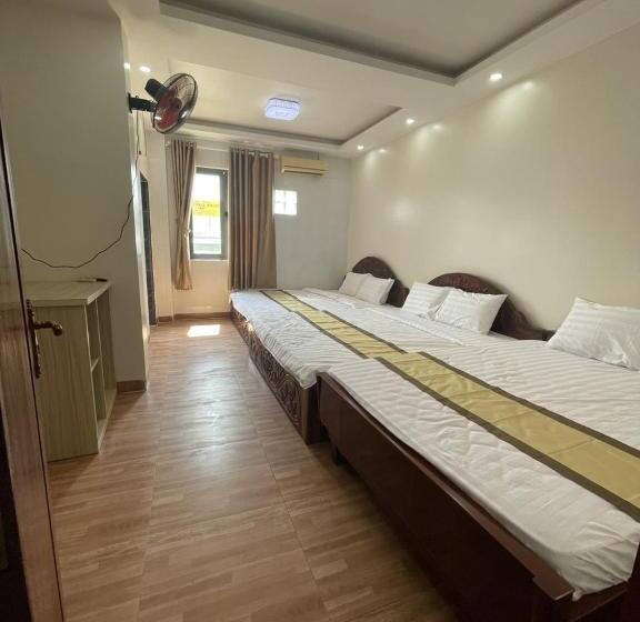 اتاق خانوادگی, Khách Sạn Trung Hiếu