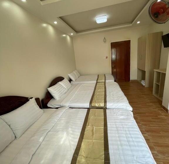 اتاق خانوادگی, Khách Sạn Trung Hiếu