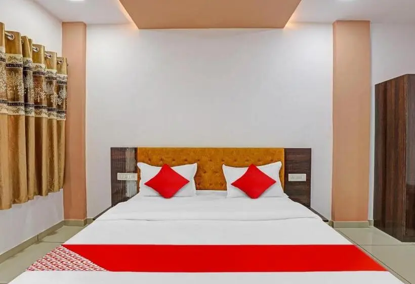 Chambre Triple Classique, Oyo Flagship Hotel Navrang