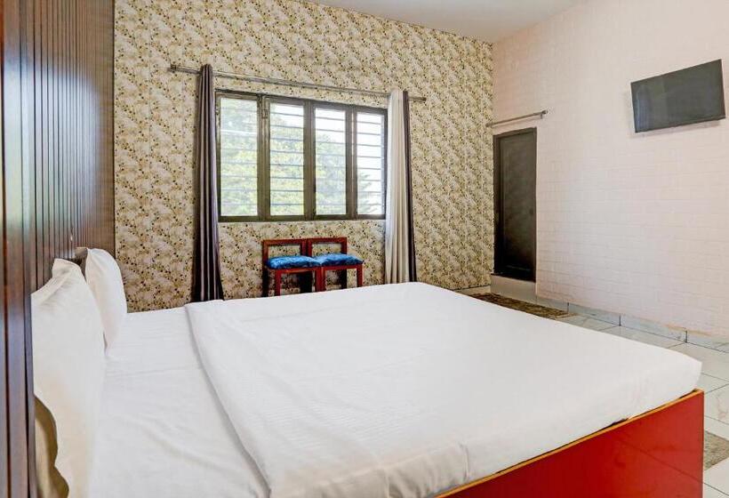 Трехместный Номер Классика, Oyo Hotel The Selaqui Paradise