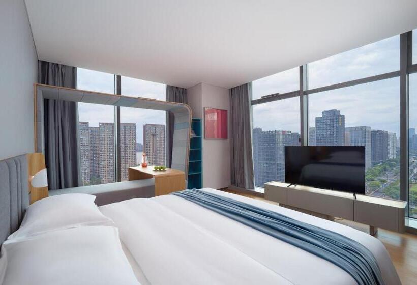 Номер Executive, Pagoda Hotel Hangzhou Binjiang