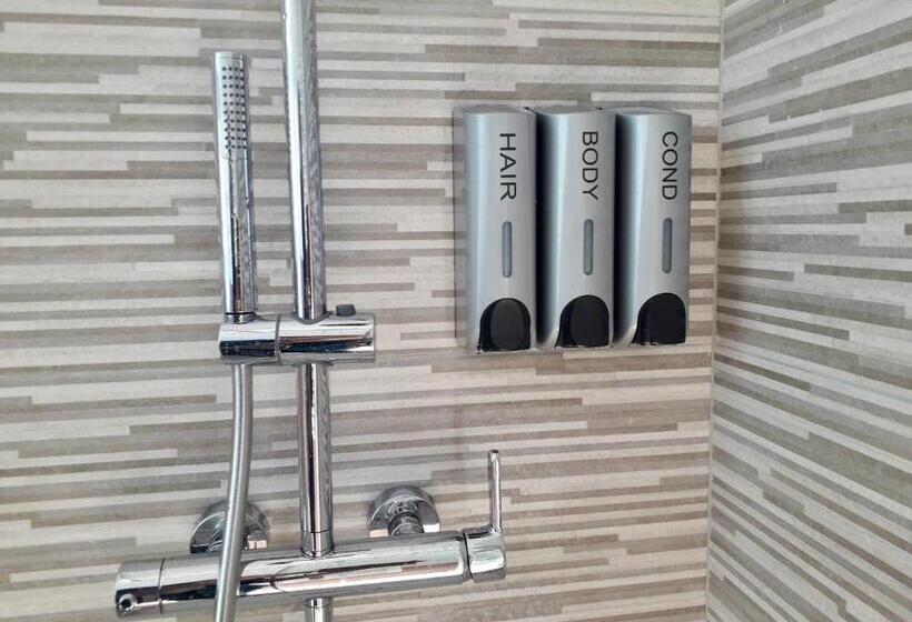 اتاق لوکس با بالکن, Notte Di Note   Home Hospitality