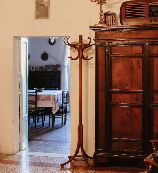 Апартаменты 3 Спальни, Palazzetto Pergi