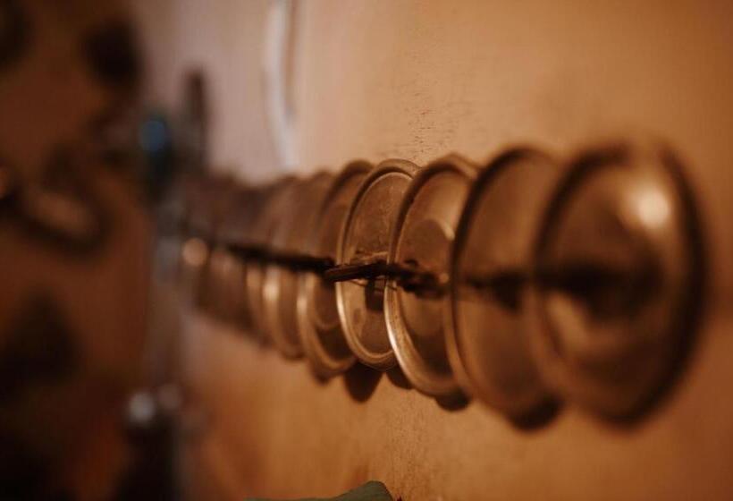 Апартаменты 3 Спальни, Palazzetto Pergi