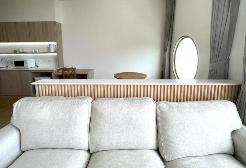 家庭套房, Punn Hotel Korat