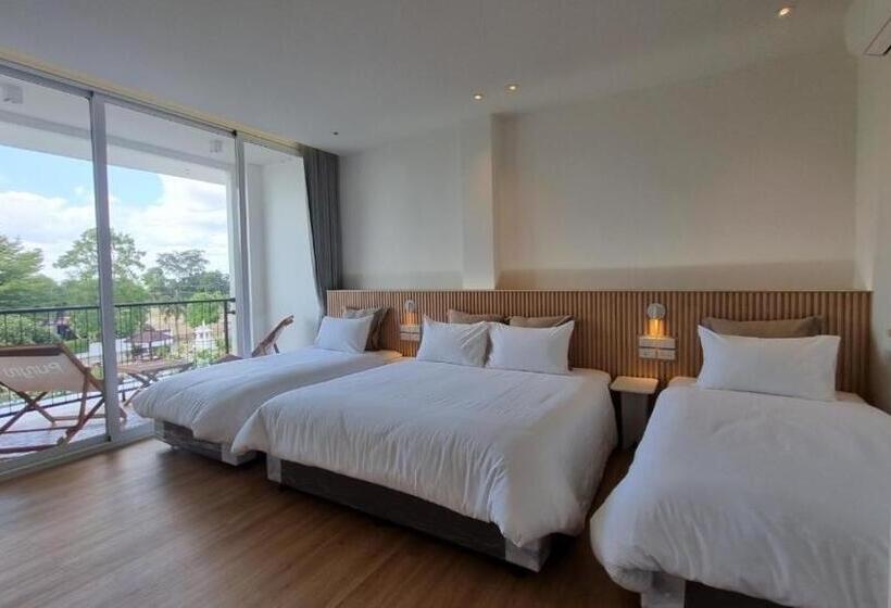 패밀리 스위트, Punn Hotel Korat