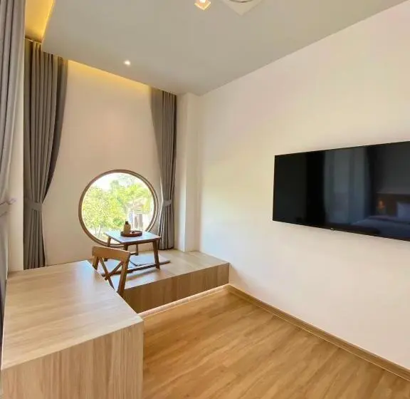 キングサイズベッドのデラックスルーム, Punn Hotel Korat