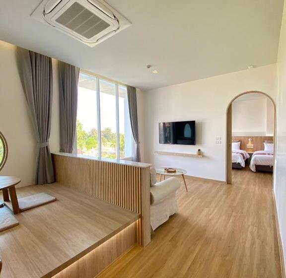 패밀리 스위트, Punn Hotel Korat