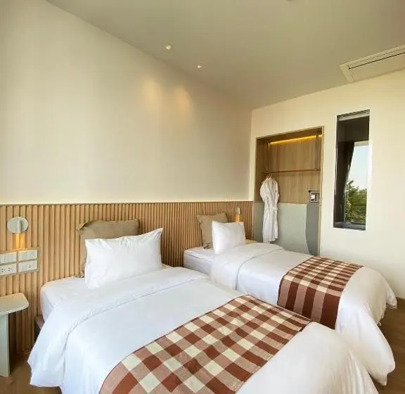 ガーデンビュースイート, Punn Hotel Korat