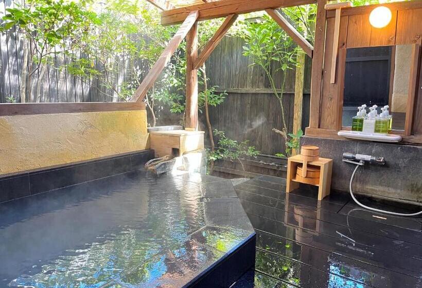 اتاق استاندارد چهار تخته, Kyutei