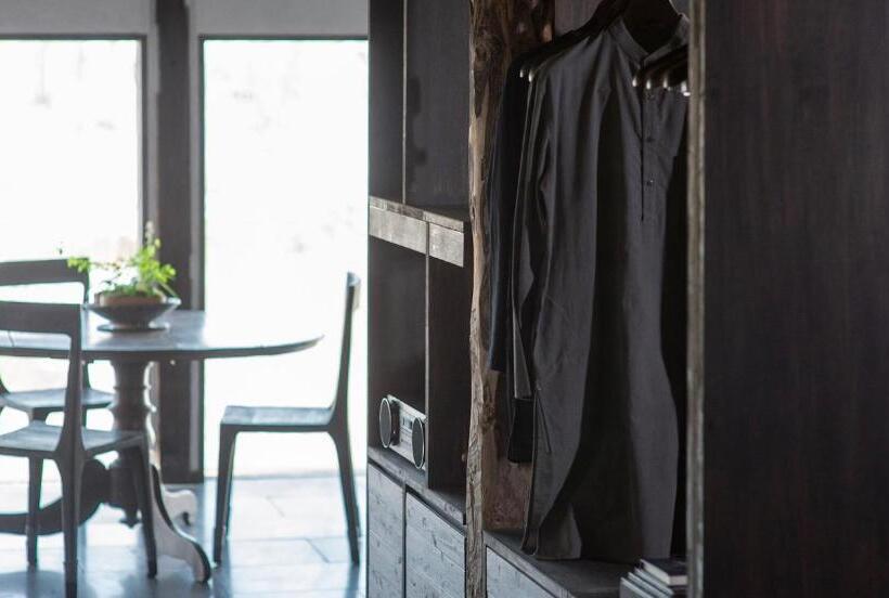 סוויטה, Shiguchi