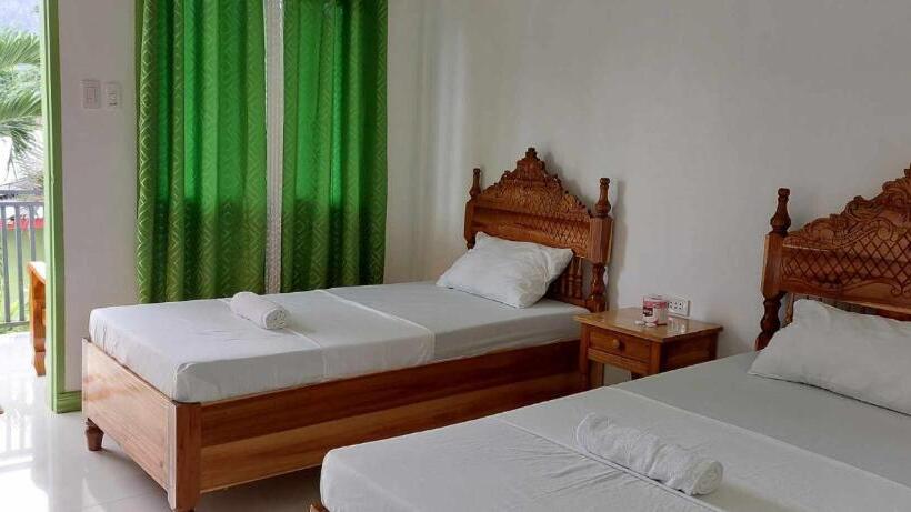 Economy Room, Casa Santuaria