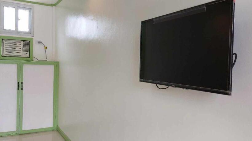 Family Room, Casa Santuaria