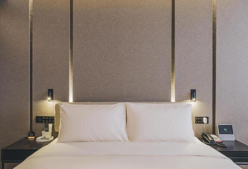 Büyük Çift Kişilik Yataklı Standart Oda, Atour Hotel East Nanjing Road Near The Bund