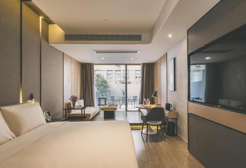 Büyük Çift Kişilik Yataklı Standart Oda, Atour Hotel East Nanjing Road Near The Bund