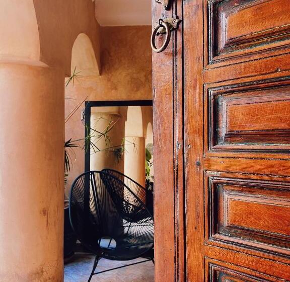 اتاق لوکس, Riad Sidi Radoine