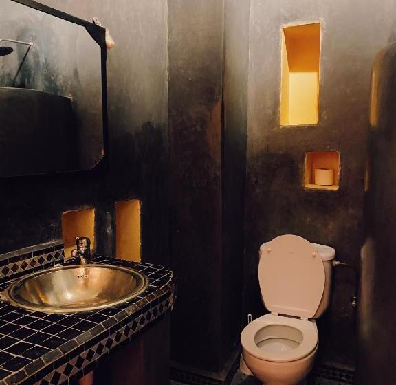 اتاق لوکس, Riad Sidi Radoine