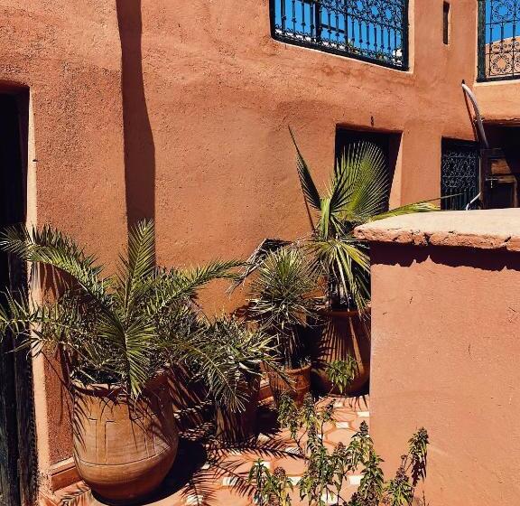 اتاق استاندارد, Riad Sidi Radoine