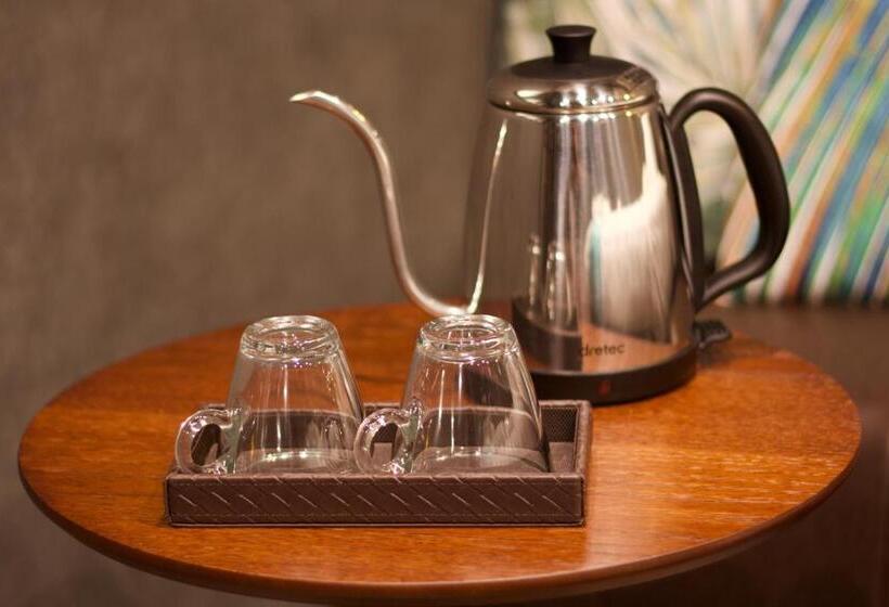 Номер Стандарт, 杜屋 西表島