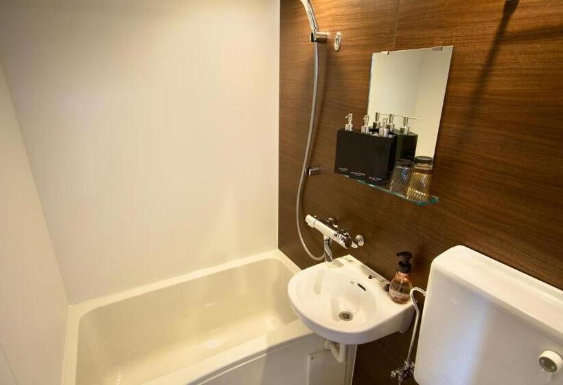 Номер Стандарт, 杜屋 西表島