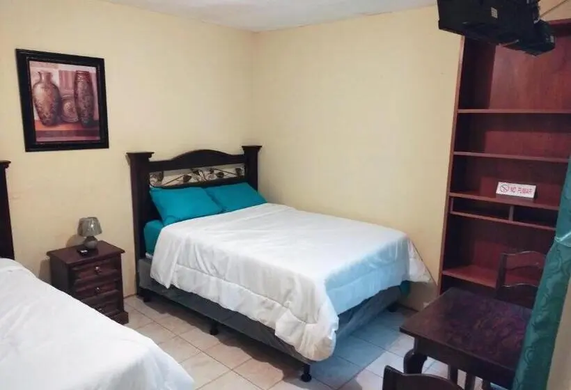 اتاق استاندارد, El ático Guatemala