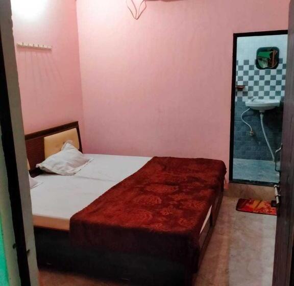 Трехместный Номер Классика, Oyo 81176 Mahadev Paying Guest House