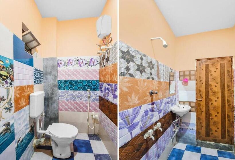 三人经典房间, Oyo Flagship Projapati Guest House