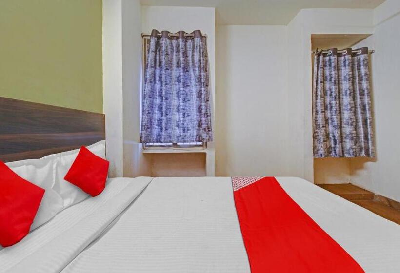 Трехместный Номер Классика, Pop 81014 Abhi Square